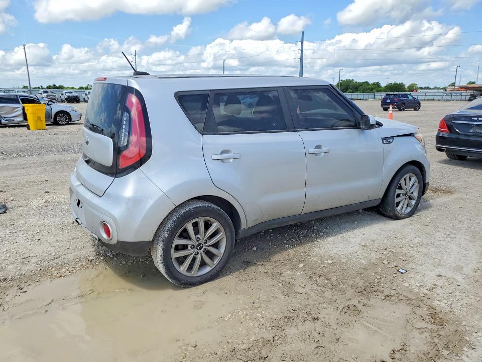 Продаж на аукціоні авто 2018 Kia Soul, vin: KNDJP3A57J7538022, номер лоту: 56860466