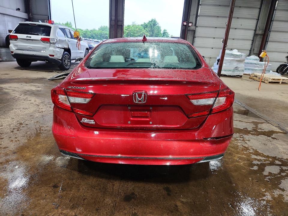Продаж на аукціоні авто 2018 Honda Accord, vin: 1HGCV1F1XJA067643, номер лоту: 57656406