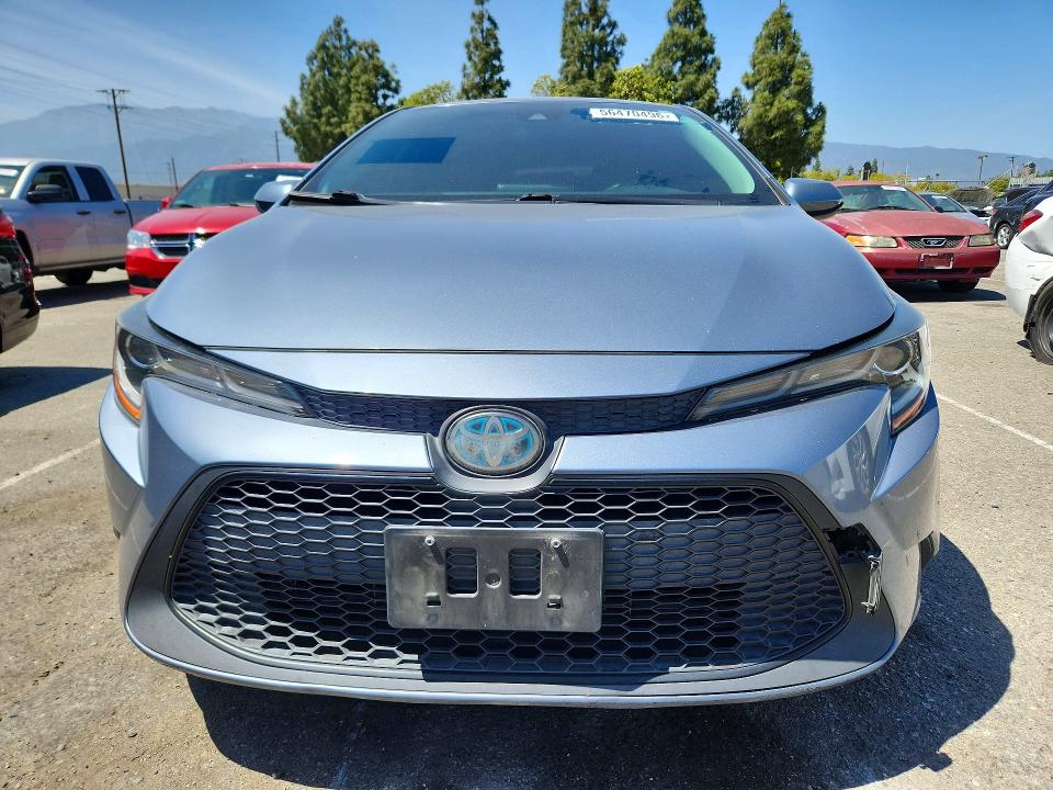 56470496 :رقم المزاد ، JTDEBRBE0LJ011172 vin ، 2020 Toyota Corolla مزاد بيع