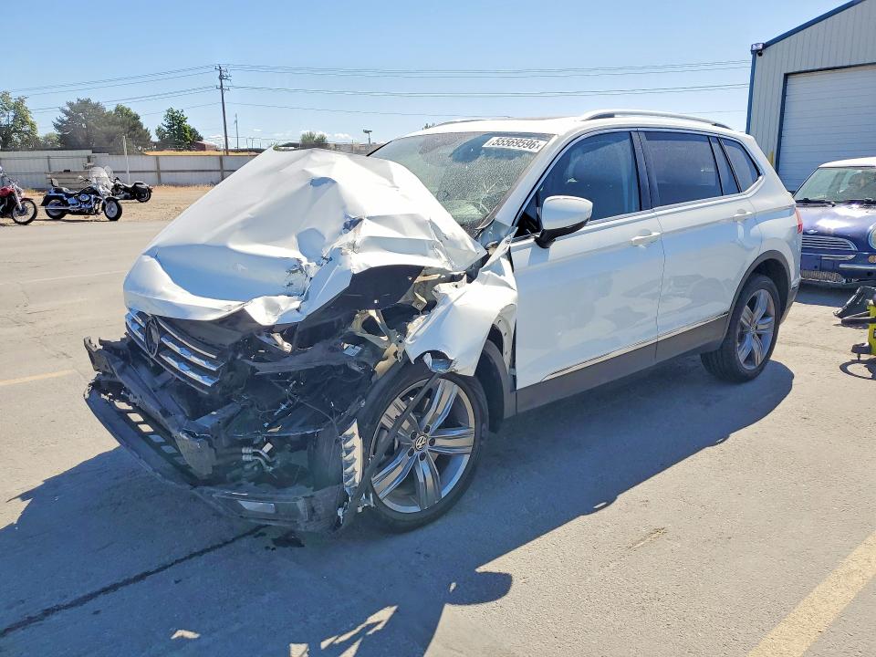Продаж на аукціоні авто 2021 Volkswagen Tiguan, vin: 3VV2B7AXXMM013706, номер лоту: 55569596