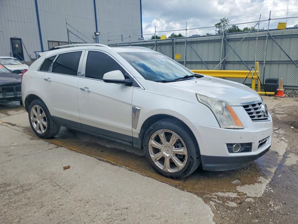 57074426 :رقم المزاد ، 3GYFNDE39FS623425 vin ، 2015 Cadillac Srx مزاد بيع