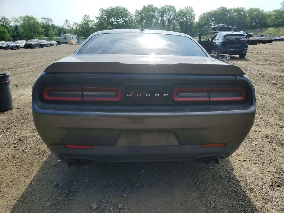 2015 Dodge Challenger მანქანა იყიდება აუქციონზე, vin: 2C3CDZBT1FH815930, აუქციონის ნომერი: 56718866