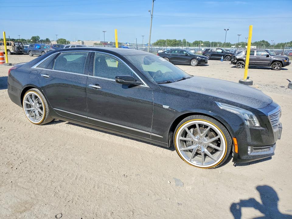 2018 Cadillac Ct6 მანქანა იყიდება აუქციონზე, vin: 1G6KP5R63JU151467, აუქციონის ნომერი: 55431516