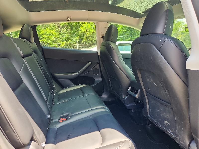 2024 Tesla Model Y მანქანა იყიდება აუქციონზე, vin: 7SAYGAEE7RF209701, აუქციონის ნომერი: 57852046