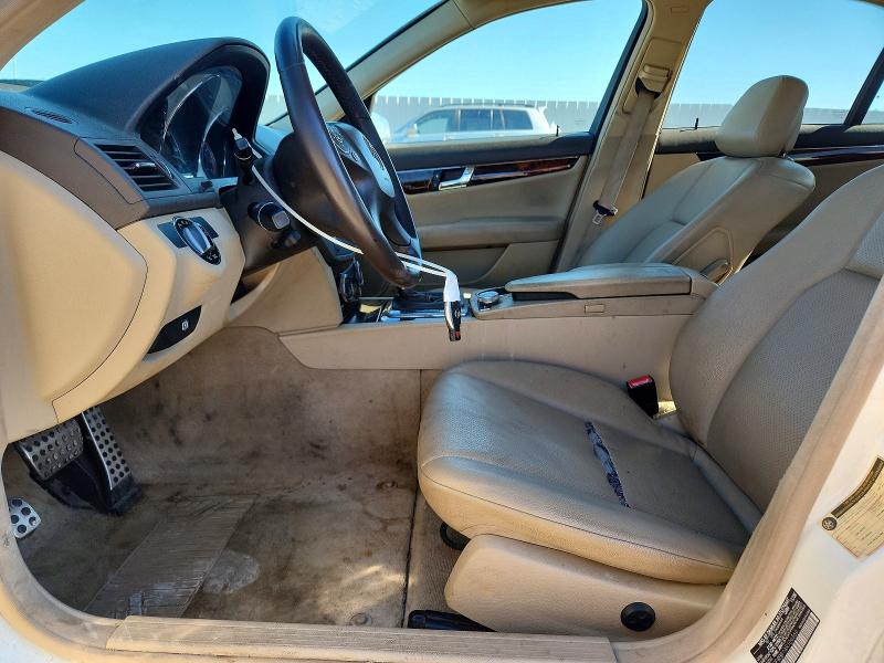 58473786 :رقم المزاد ، WDDGF8BB1AR106566 vin ، 2010 Mercedes-benz C مزاد بيع