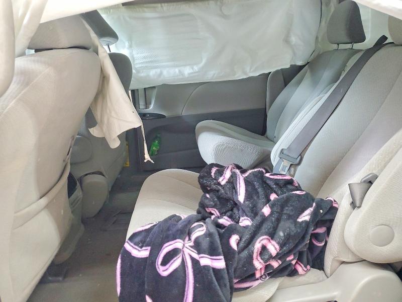 Aukcja sprzedaży 2011 Toyota Sienna, vin: 5TDKK3DC4BS012323, numer aukcji: 55148536