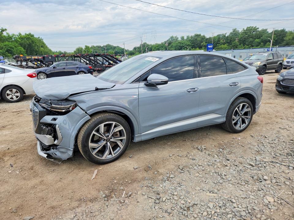 58723616 :رقم المزاد ، WA142BFZ8PP025379 vin ، 2023 Audi Q4 E-tron مزاد بيع