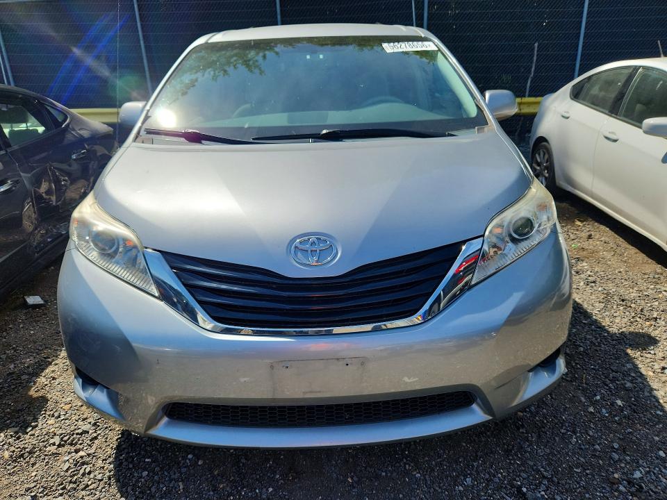 Aukcja sprzedaży 2014 Toyota Sienna, vin: 5TDKK3DC8ES489776, numer aukcji: 56278656