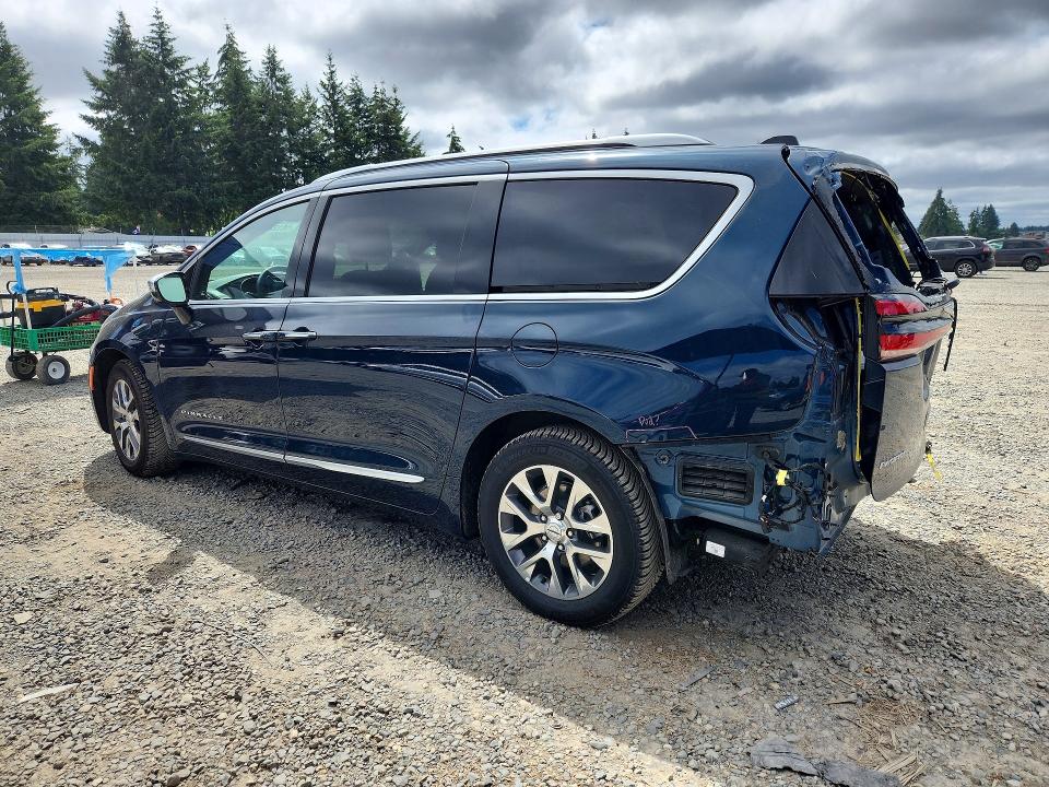 Продажа на аукционе авто 2023 Chrysler Pacifica, vin: 2C4RC1N72PR565358, номер лота: 56128896