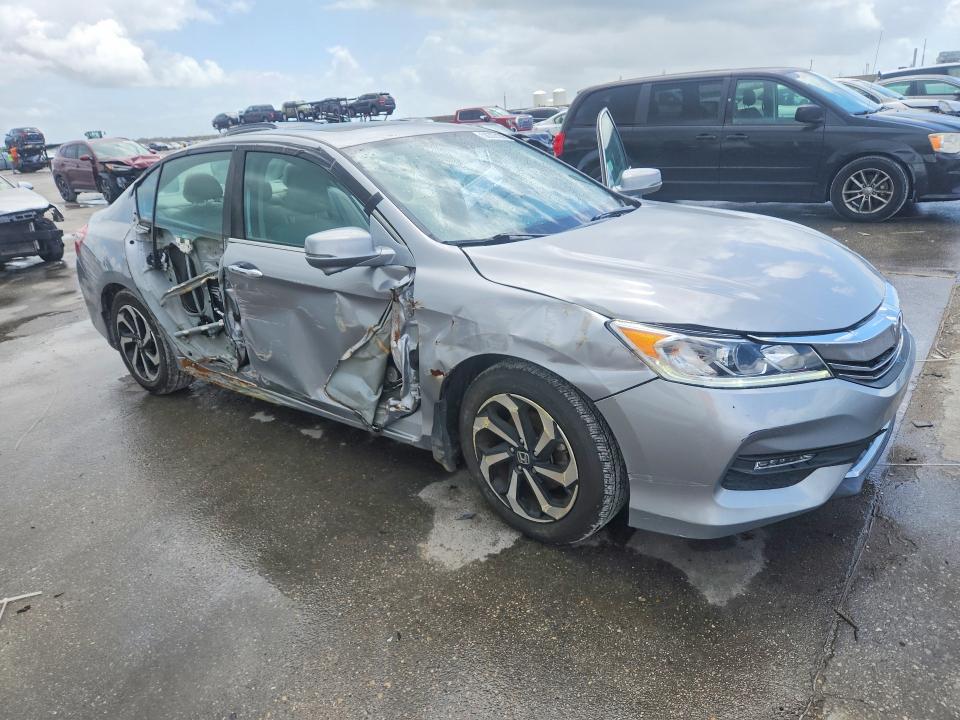 Продажа на аукционе авто 2017 Honda Accord, vin: 1HGCR2F80HA241639, номер лота: 56302186