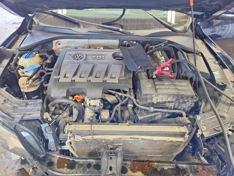57499626 :رقم المزاد ، 1VWCN7A31DC068065 vin ، 2013 Volkswagen Passat مزاد بيع