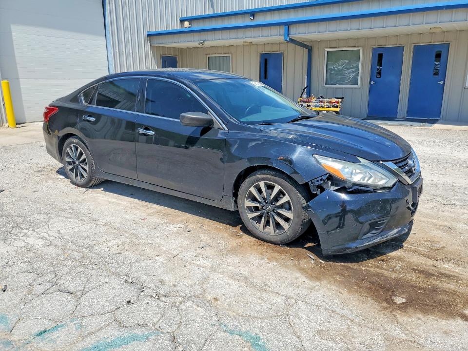 Продажа на аукционе авто 2018 Nissan Altima, vin: 1N4AL3AP4JC114324, номер лота: 58575466