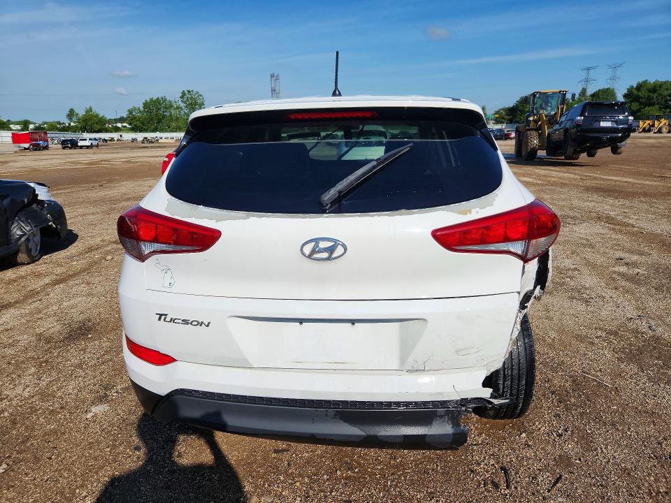 2018 Hyundai Tucson მანქანა იყიდება აუქციონზე, vin: KM8J23A40JU709325, აუქციონის ნომერი: 57953506