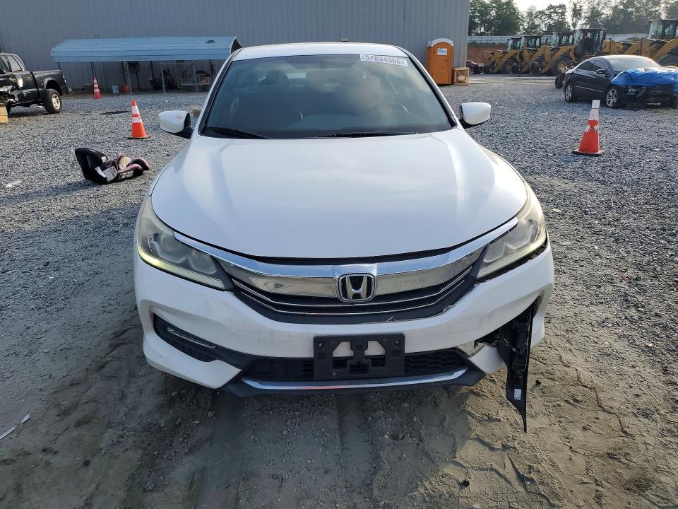 Aukcja sprzedaży 2017 Honda Accord, vin: 1HGCR2F1XHA011027, numer aukcji: 57834566