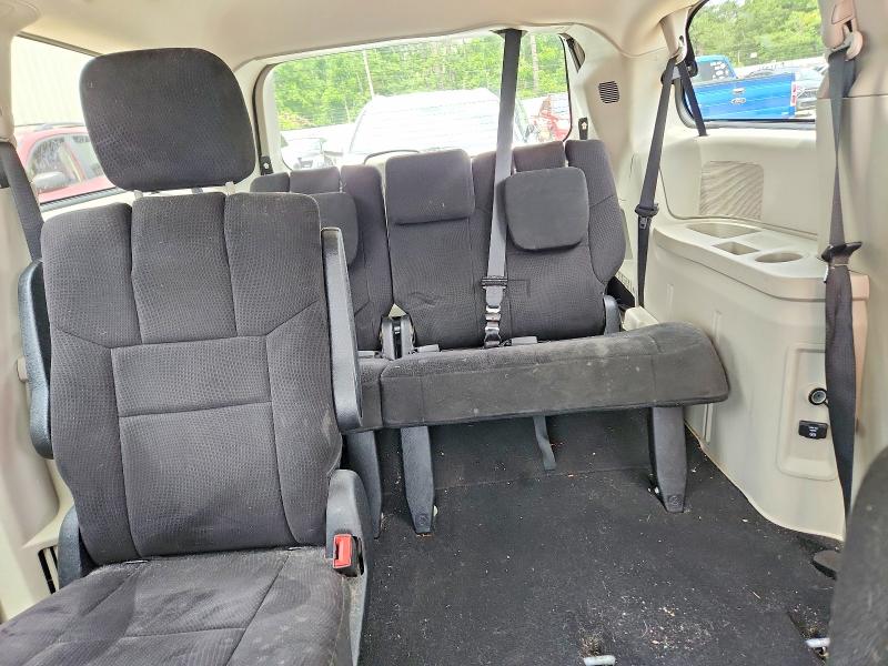 56713026 :رقم المزاد ، 2A4RR5DG8BR768359 vin ، 2011 Chrysler Town & Country مزاد بيع