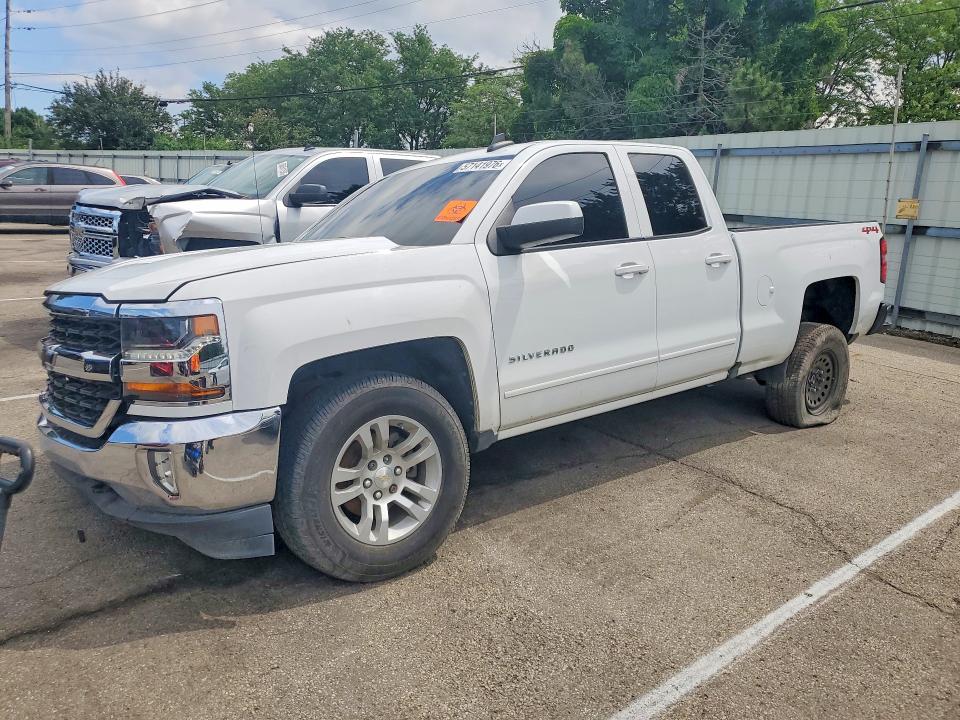 Продажа на аукционе авто 2018 Chevrolet Silverado, vin: 1GCVKREC3JZ229812, номер лота: 57141976