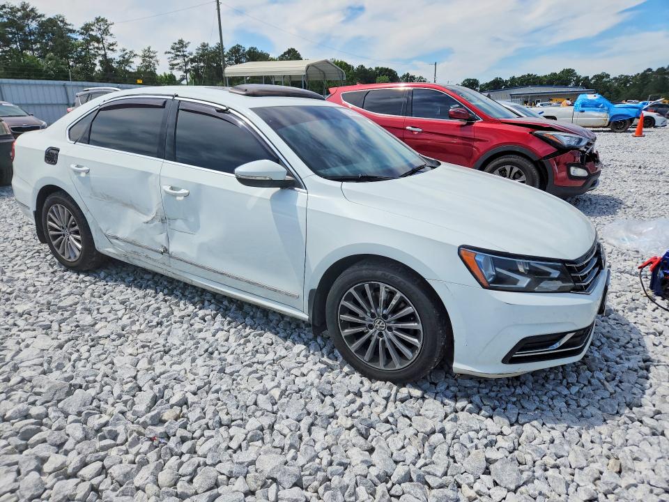 Продаж на аукціоні авто 2017 Volkswagen Passat, vin: 1VWBT7A32HC017617, номер лоту: 56395096