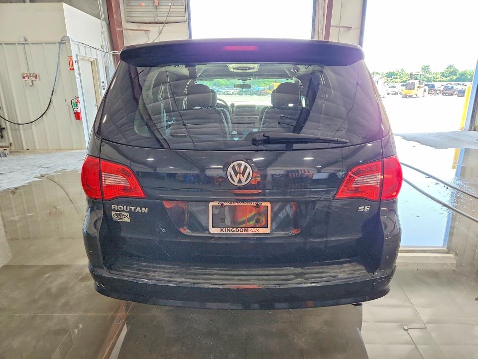 55565216 :رقم المزاد ، 2V8HW34159R544894 vin ، 2009 Volkswagen Routan مزاد بيع