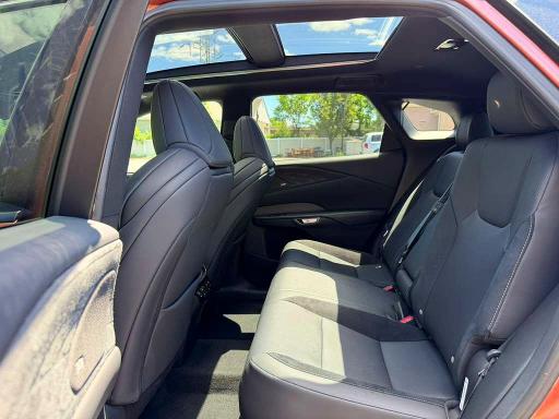 Продажа на аукционе авто 2023 Lexus Rx, vin: 2T2BCMEA9PC005590, номер лота: 57617836