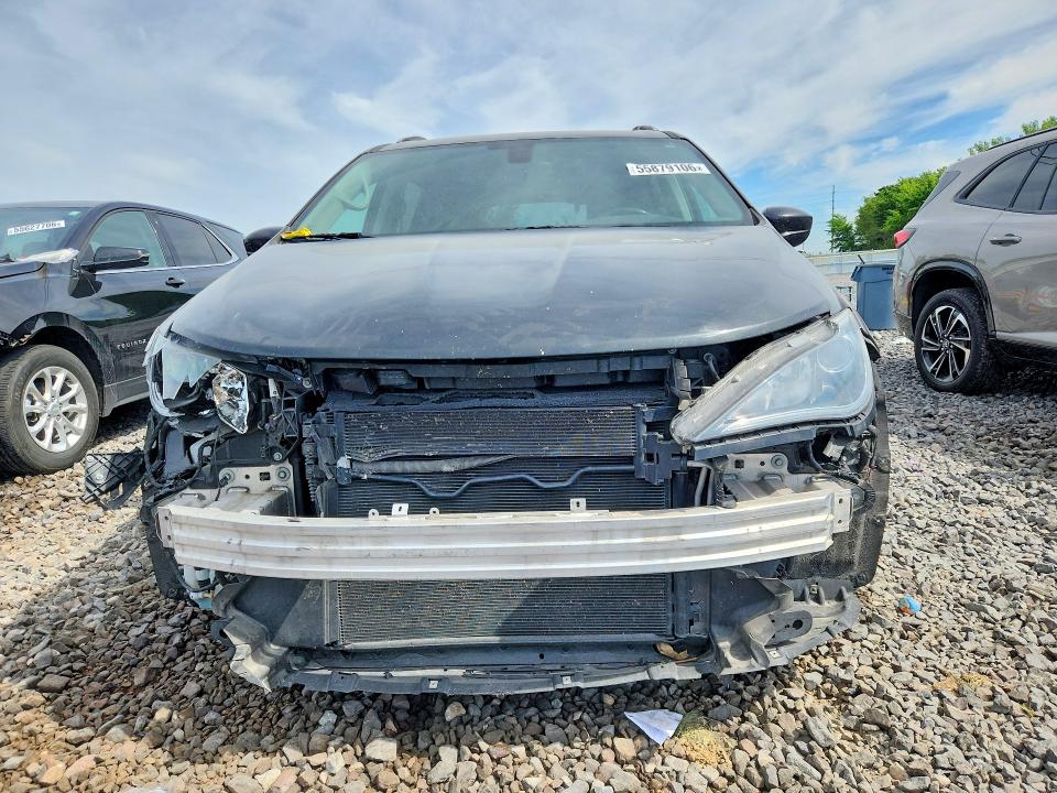 Продажа на аукционе авто 2018 Chrysler Pacifica, vin: 2C4RC1EG6JR247900, номер лота: 55879106