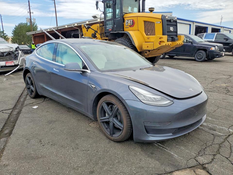Продажа на аукционе авто 2020 Tesla Model 3, vin: 5YJ3E1EA1LF614941, номер лота: 57932536