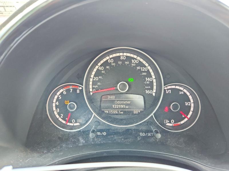 2015 Volkswagen Beetle მანქანა იყიდება აუქციონზე, vin: 3VWF17AT9FM606893, აუქციონის ნომერი: 55295386