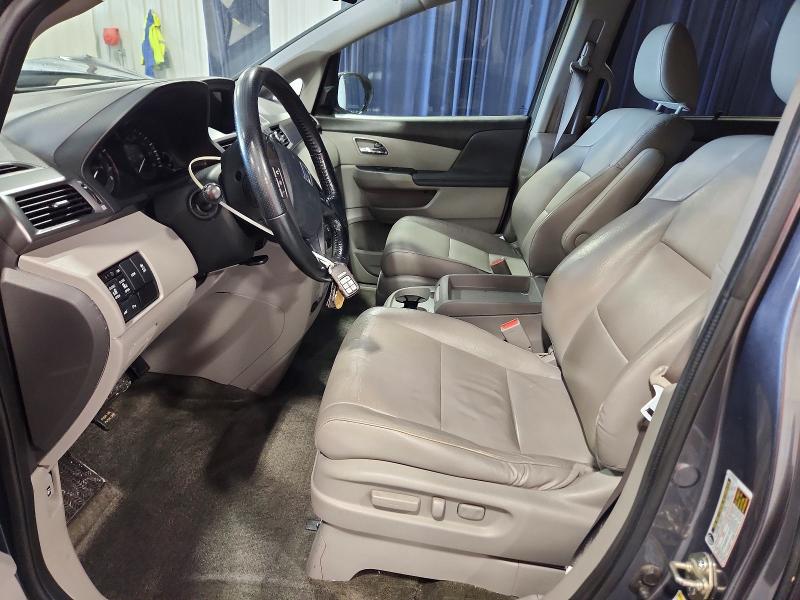 57640006 :رقم المزاد ، 5FNRL5H99FB001589 vin ، 2015 Honda Odyssey مزاد بيع