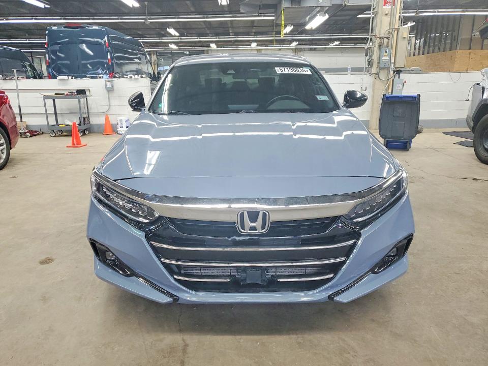 57196036 :رقم المزاد ، 1HGCV1F30MA059959 vin ، 2021 Honda Accord مزاد بيع