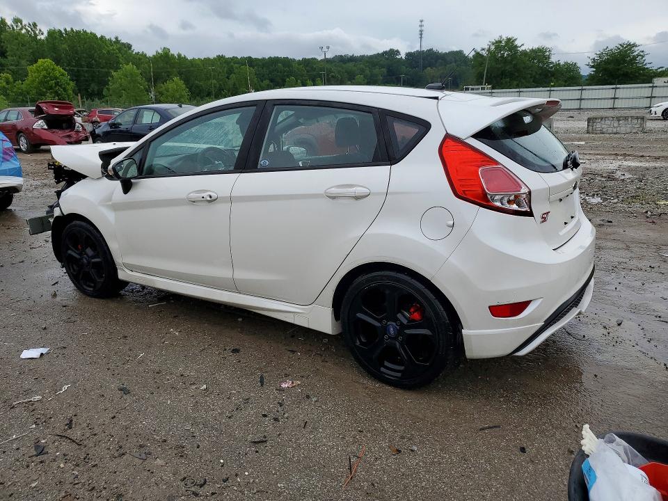 56189906 :رقم المزاد ، 3FADP4GX7JM127033 vin ، 2018 Ford Fiesta مزاد بيع