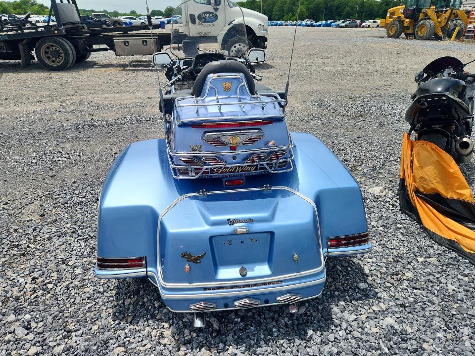 56484256 :رقم المزاد ، 1HFSC2206LA200930 vin ، 1990 Honda Gl1500 مزاد بيع