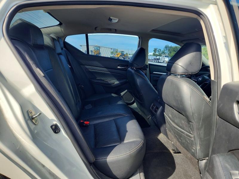 58074976 :رقم المزاد ، 1N4BL4FVXKC109177 vin ، 2019 Nissan Altima مزاد بيع