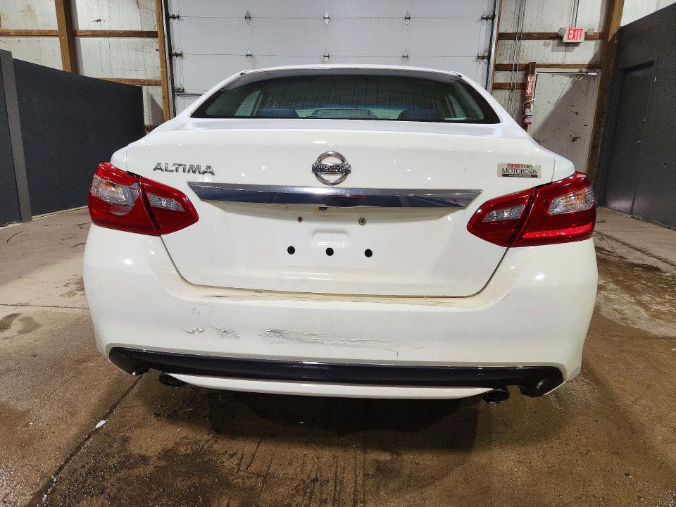 Продажа на аукционе авто 2018 Nissan Altima, vin: 1N4AL3AP0JC174746, номер лота: 49803196
