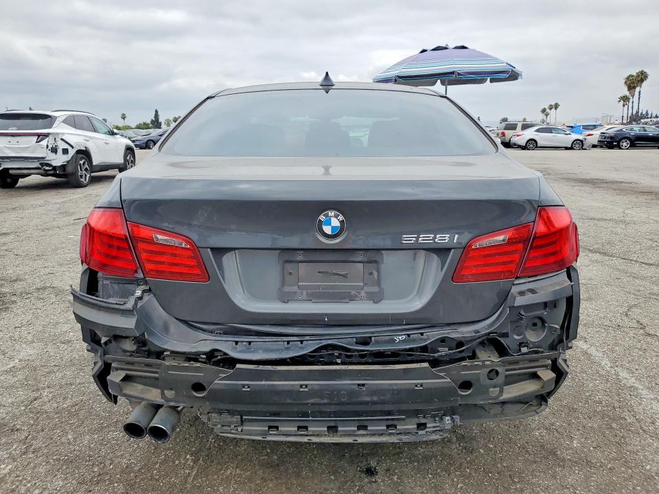 85962815 :رقم المزاد ، WBAXG5C57CDX04169 vin ، 2012 Bmw 528 مزاد بيع