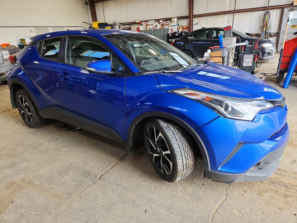 56344326 :رقم المزاد ، NMTKHMBX9JR064781 vin ، 2018 Toyota C-hr مزاد بيع