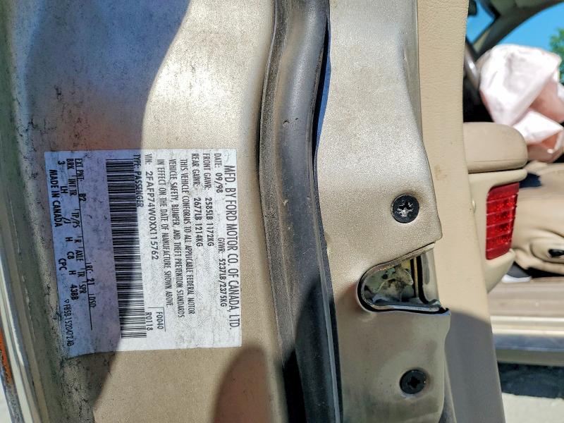 1999 Ford Crown Vic Cou მანქანა იყიდება აუქციონზე, vin: 2FAFP74W0XX115762, აუქციონის ნომერი: 57508656
