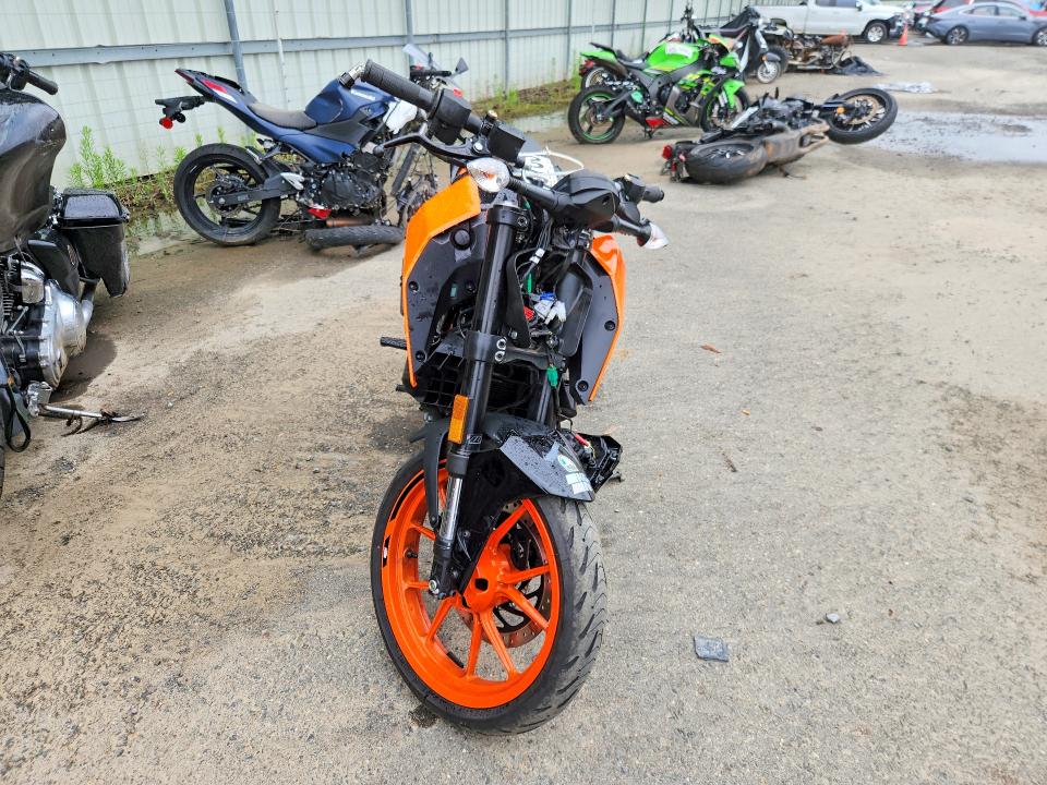 57339986 :رقم المزاد ، MD2JPC409PC024635 vin ، 2023 Ktm 200 مزاد بيع