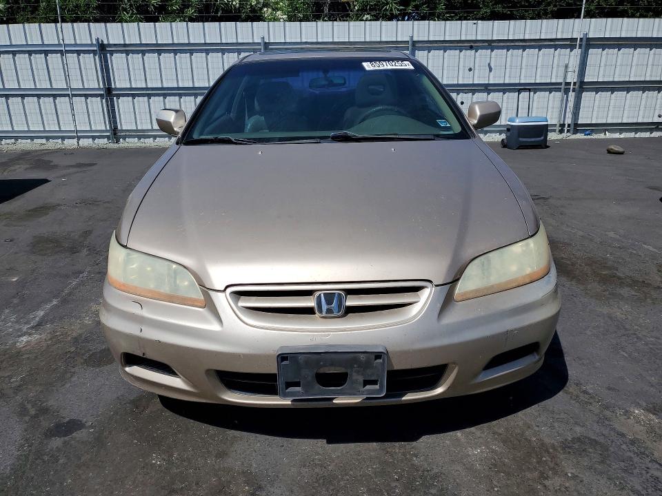 85970255 :رقم المزاد ، 1HGCG22501A008531 vin ، 2001 Honda Accord مزاد بيع
