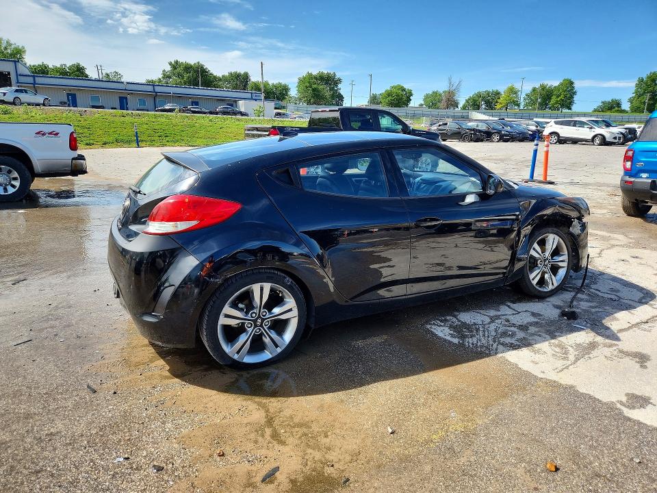 2012 Hyundai Veloster მანქანა იყიდება აუქციონზე, vin: KMHTC6AD2CU074649, აუქციონის ნომერი: 55442056