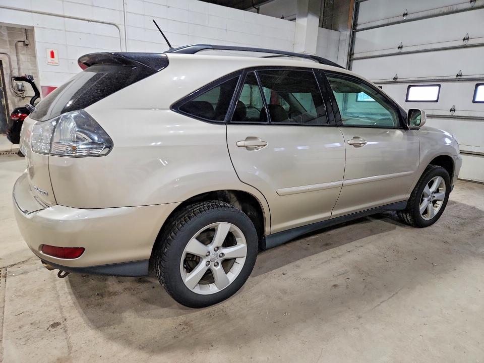 58030526 :رقم المزاد ، 2T2HA31U75C056237 vin ، 2005 Lexus Rx مزاد بيع