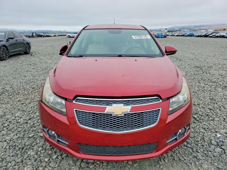 57690126 :رقم المزاد ، 1G1PG5SB2D7152910 vin ، 2013 Chevrolet Cruze مزاد بيع