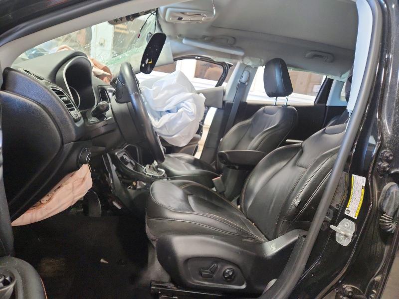 58238196 :رقم المزاد ، 3C4NJDCB7JT199429 vin ، 2018 Jeep Compass مزاد بيع
