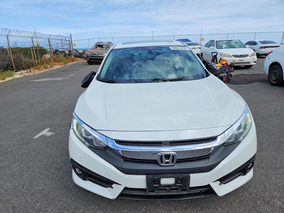 Продажа на аукционе авто 2017 Honda Civic, vin: 2HGFC1F32HH633021, номер лота: 59227466