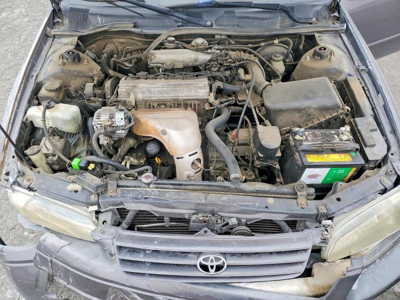 1998 Toyota Camry მანქანა იყიდება აუქციონზე, vin: JT2BG22KXW0241810, აუქციონის ნომერი: 55525356