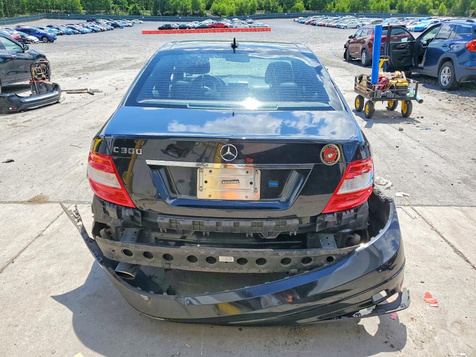58541036 :رقم المزاد ، WDDGF54X98R013313 vin ، 2008 Mercedes-benz C مزاد بيع
