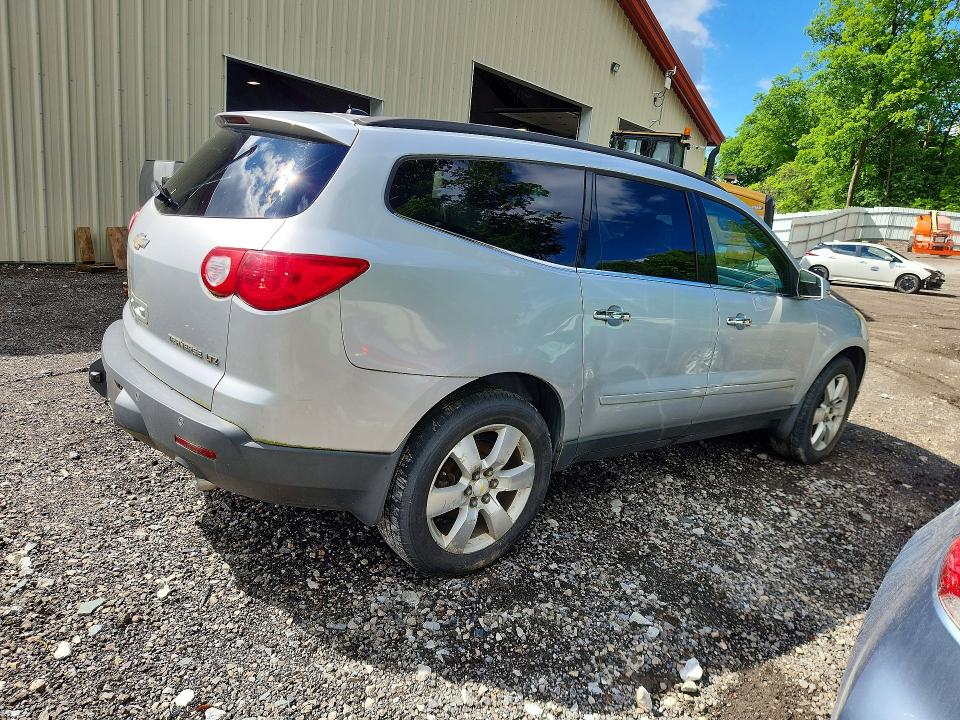 2010 Chevrolet Traverse მანქანა იყიდება აუქციონზე, vin: 1GNLRHED0AS116342, აუქციონის ნომერი: 57061136