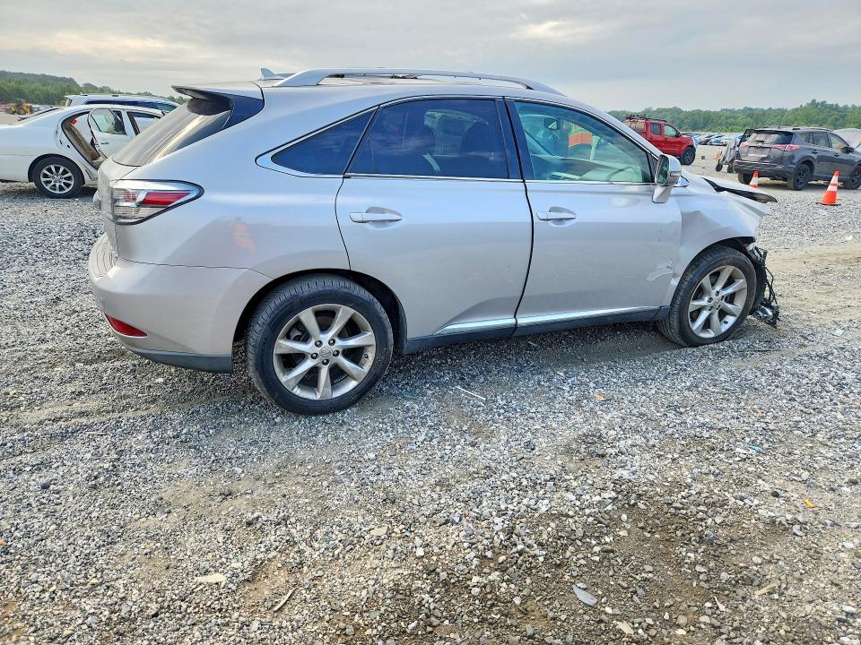 59144126 :رقم المزاد ، 2T2ZK1BA3AC031453 vin ، 2010 Lexus Rx مزاد بيع