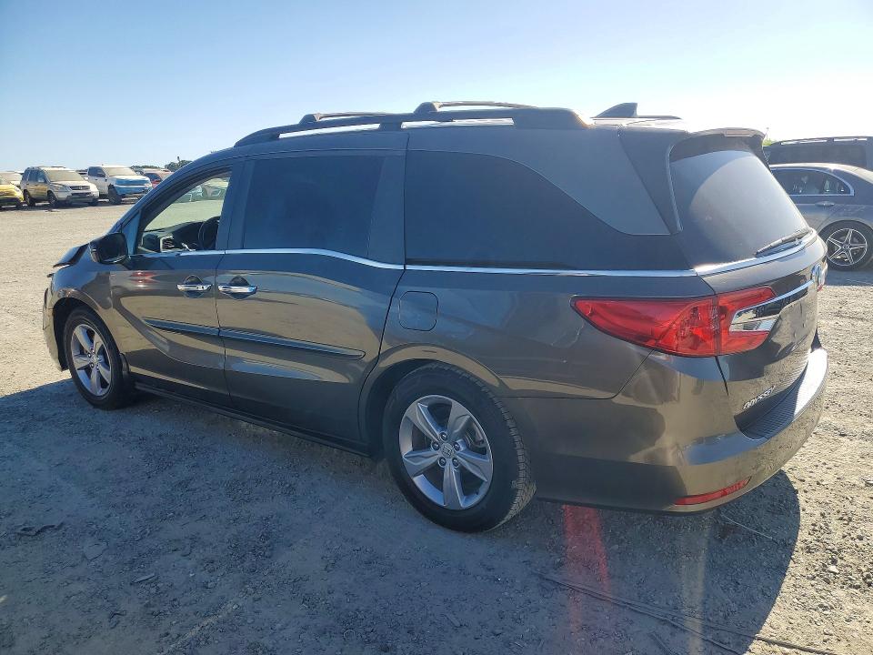 Продаж на аукціоні авто 2018 Honda Odyssey, vin: 5FNRL6H70JB060253, номер лоту: 59542646