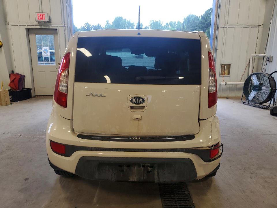 56402046 :رقم المزاد ، KNDJT2A68D7757770 vin ، 2013 Kia Soul مزاد بيع