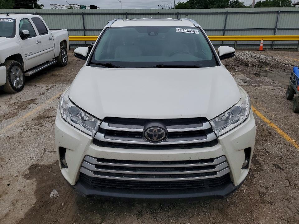 Продажа на аукционе авто 2017 Toyota Highlander, vin: 5TDJZRFH7HS515937, номер лота: 58145316