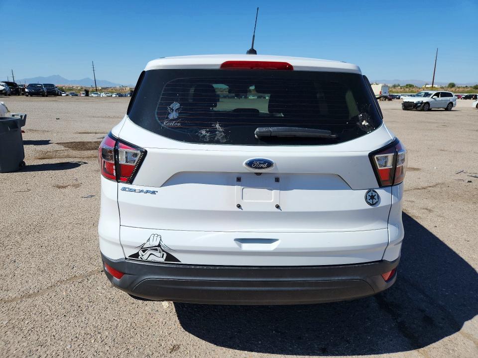 Продажа на аукционе авто 2017 Ford Escape, vin: 1FMCU0F7XHUE74611, номер лота: 57629186